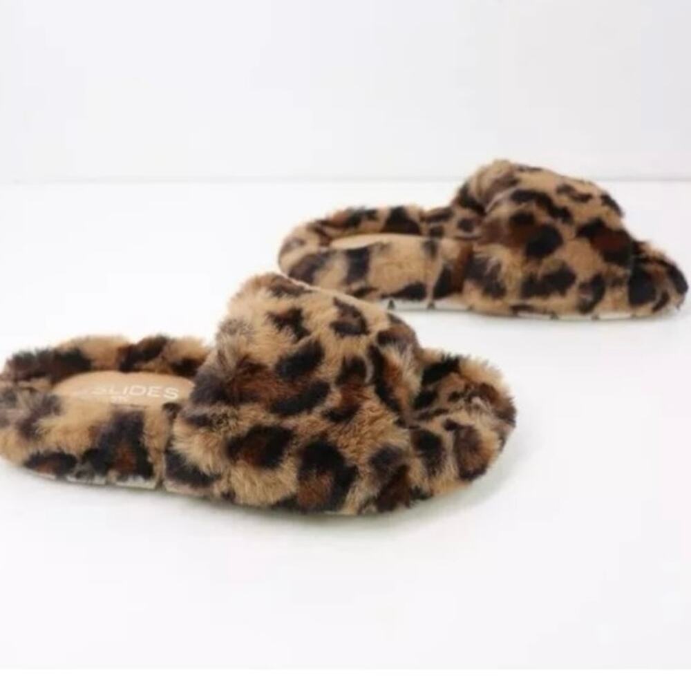 J/Slides Lovlie Slipper Leopard Faux Fur Animal Print Fuzzy Slide Sandals, S99